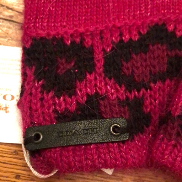 COACH Ocelot Touch GLOVES - Picture 3 of 8